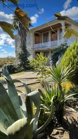 Shonikebi Guest House - Image 2