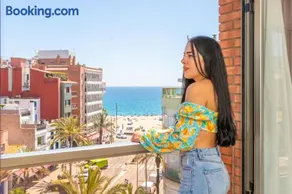 Marina Beach Apartaments - Sea views in the heart of Lloret - Image 1