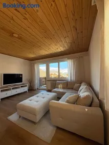 Sonniges Apartment im Zentrum mit Bergblick - Image 2