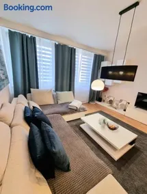 Apartment Banska - City Centre & Private Parking - Image 2