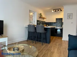 Cosy Apartment in Beverley - Image 5