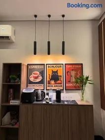 M&F Home - شقة فاخرة - غرفة نوم وصالة وطاولة بلياردو وركن قهوة - Image 4