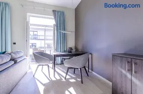 Admiralssuite - Exklusive 5-Sterne-Ferienwohnung mit Westbalkon in der Seefahrtsschule Wustrow - Image 4