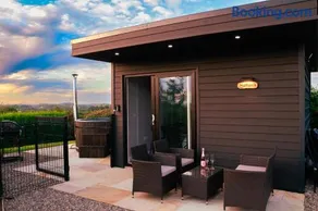 Saul Lodges - Image 2