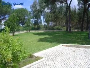 Quinta do Alto dos Pinheiros - Image 1