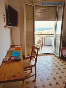 Suite Fronte Mare Senigallia- Terrazza Esclusiva sulla Spiaggia - Image 1