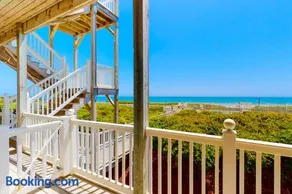 Oceanfront, 1st-Floor Condo with Deck, Ocean Views, WiFi, W/D & Shared Pool - Image 2