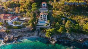 Luxury villa with stunning view - Image 5