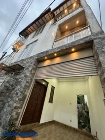 Nomad House - Image 1