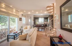 Ianthi Beach Villa by "elite" - Image 1