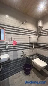 Hotel Saaj Inn, Home Stay & Restaurant - Image 2