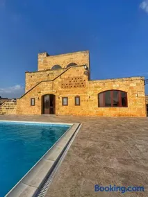 Villa D'aragona Windmill - Image 2
