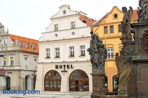 Hotel U Hada Žatec - Image 1