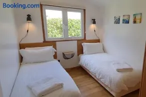 Little Oaks Chalet - St. Merryn, Padstow - Image 3