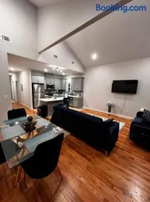 SPRINGVIEW HOMES 12MINS FROM EWR & 3 MINS FROM UNIVERSITY HOSPITAL - Image 3