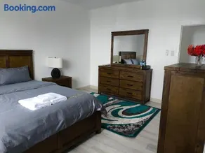 Paradise Inn - Image 3