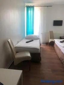 Hotel Niedźwiedź - Image 2