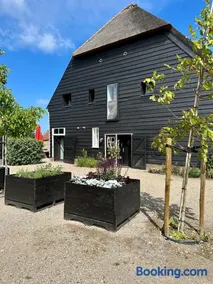 TopLocatiezeeland # Sea Barn # Oostkapelle # 20 pers - Image 1