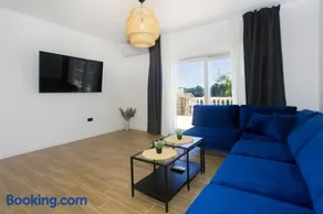Angolo Apartments - Image 5