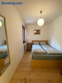 Vienna City Apartment - Image 2