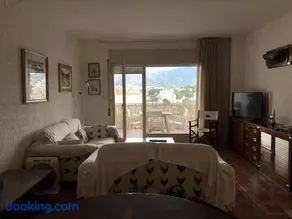 Casa amplia con piscina y parking en Llançà - ES-228-39 - Image 2