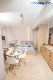 Le Magne Apartments Kardamili - Image 1