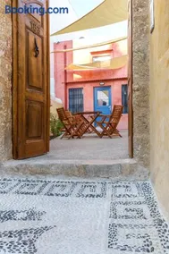 Casita Del Sol Suites - Image 1