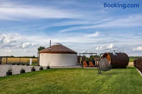 Jurtowe Wzgórze Glamping - Image 1