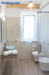 Pasithea House - Image 3
