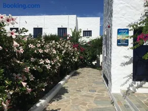 Utopia Hotel Apartments - Image 2