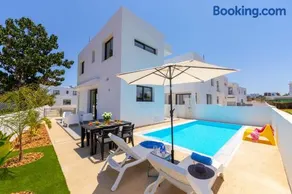 Alasia Villas - Image 1