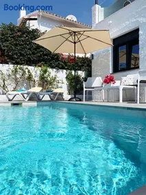 Casa con jardín, barbacoa y terraza | Vistas al mar - Image 5