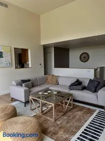 Door Way Inn by Simple Life Rentals - Image 5