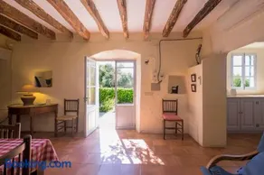 Maison de campagne avec terrasse, piscine privée et jardin | Vue jardin - Image 4