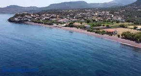 Seaside Apartment in Tsonia - Image 1