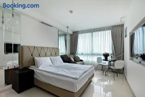 Netanya SeaView ApartHotel - Image 4