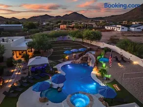 Private Oasis Pickleball Sand Volleyball Sleeps 24 - Image 1