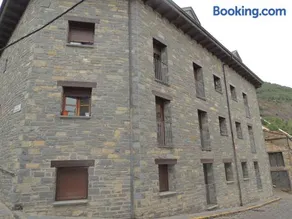 Apartamento céntrico con WIFI en Biescas - Image 1