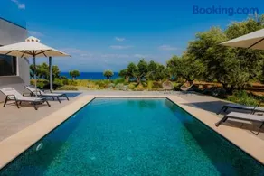 Oceanfront Villa Elaia Private Pool & Panoramic Views - Image 1