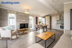 Driftwood Lodge, Sizewell - Adults only property - Aldeburgh Coastal Cottages - Image 1