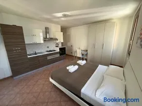 Regina Lake Como Condo - Image 5