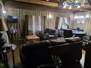 Big Oak Lodge at Arrowhead Point - Image 3