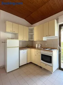 Blue Lagoon Studio Apartments - Image 3