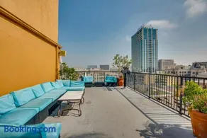 Rooftop Pool & City Views! Long-Term Dtwn LA Stay - Image 2