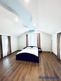Meatsa Hotel - Image 5