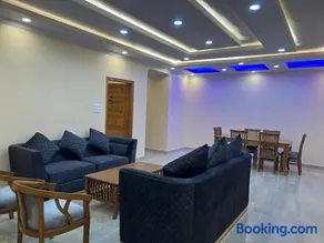 Fantastic Three Bedroom Apartment - Image 1