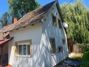 Nice House on the Beach - Image 1
