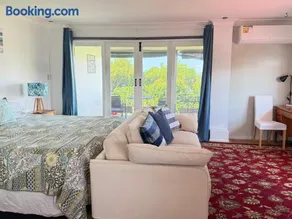 Zen Escape Guest House " Location 1" - Three listings - Romantic Escape, Cozy Delight, - Image 4