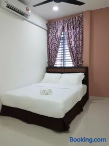 Ummi Guesthouse - Image 1