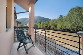 Wohnung mit beheiztem Pool, Garten und Grill | Bergblick - Image 2